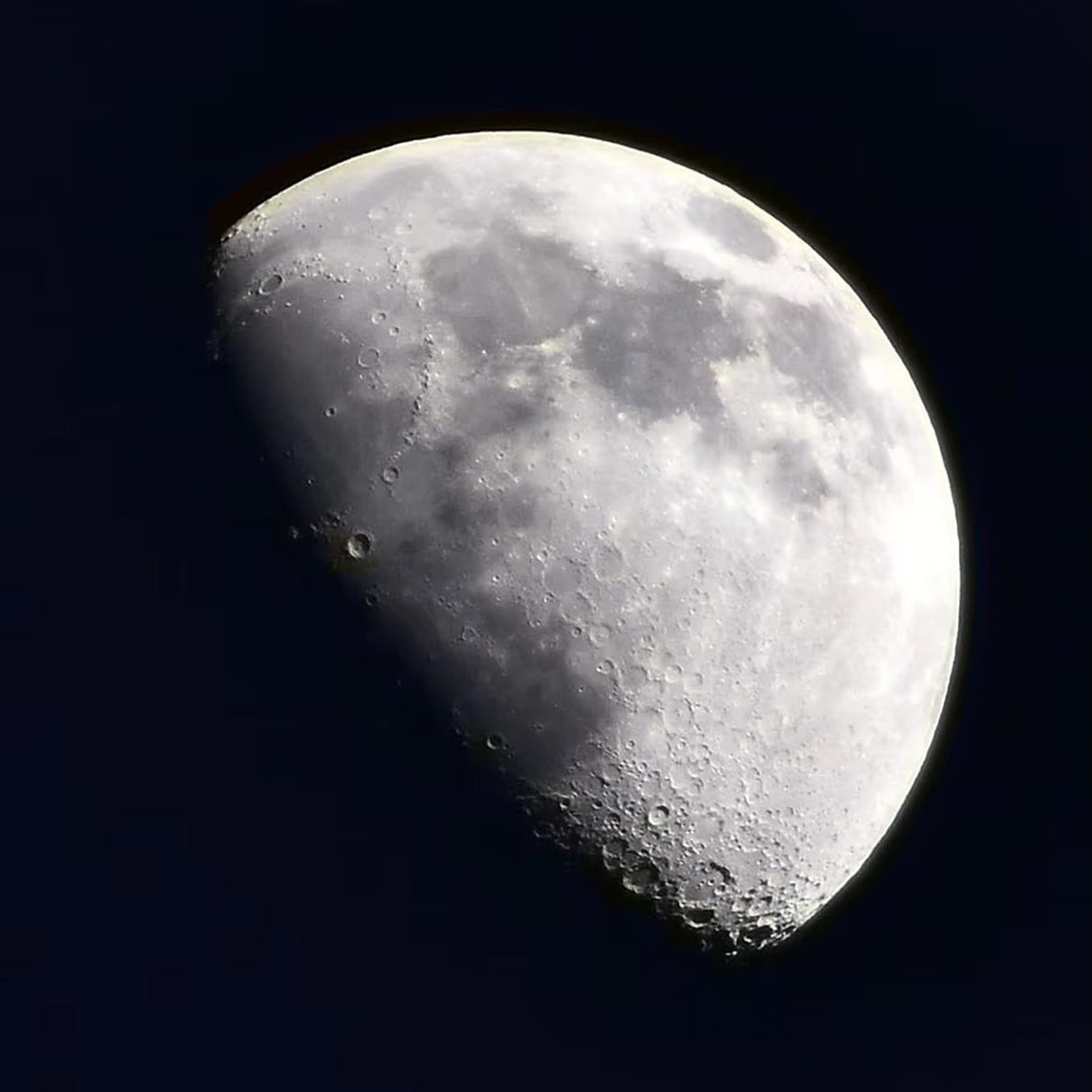 AstroTixy